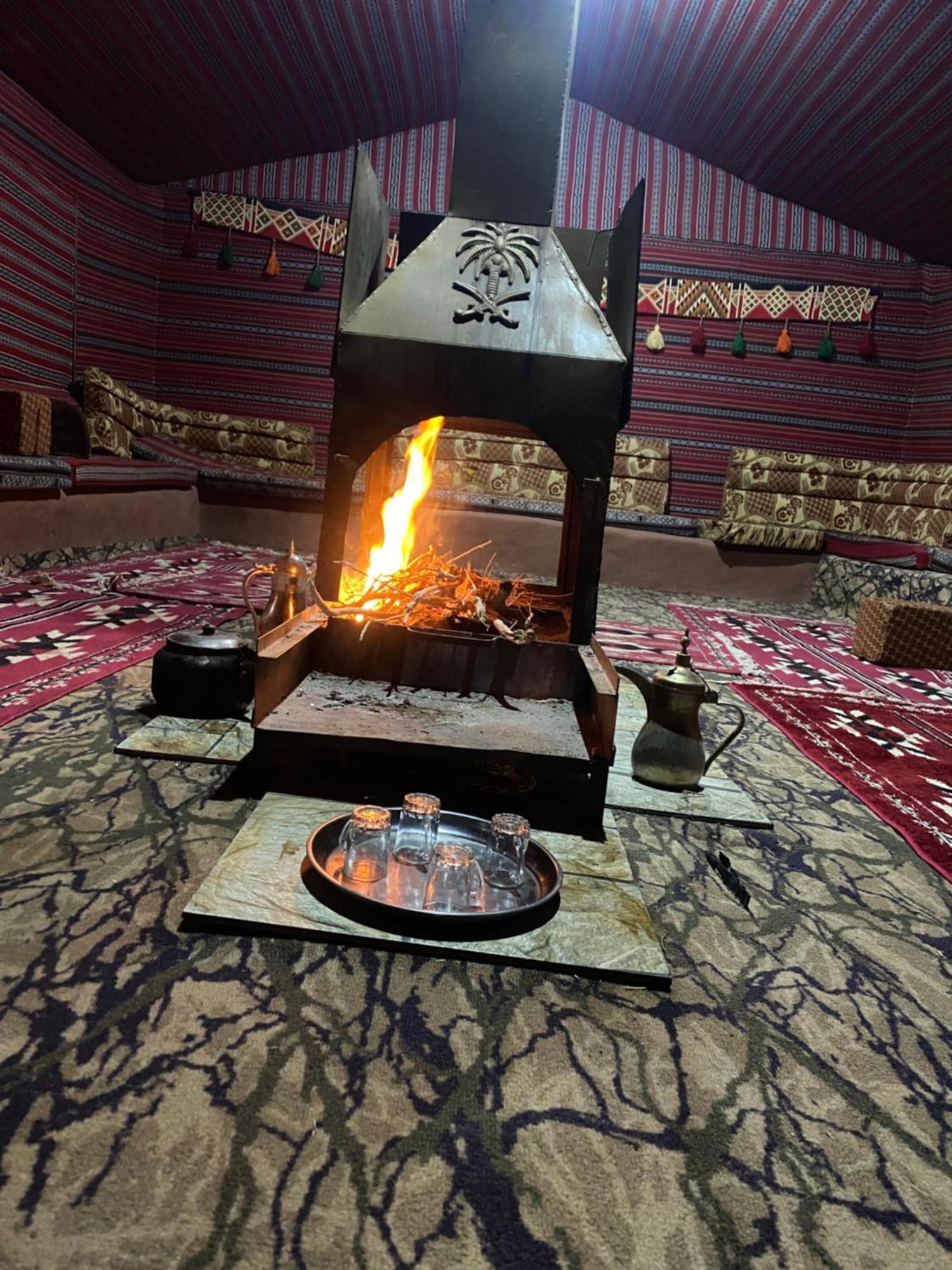 Desert Tree Camp&Tours Wadi Rum Zewnętrze zdjęcie
